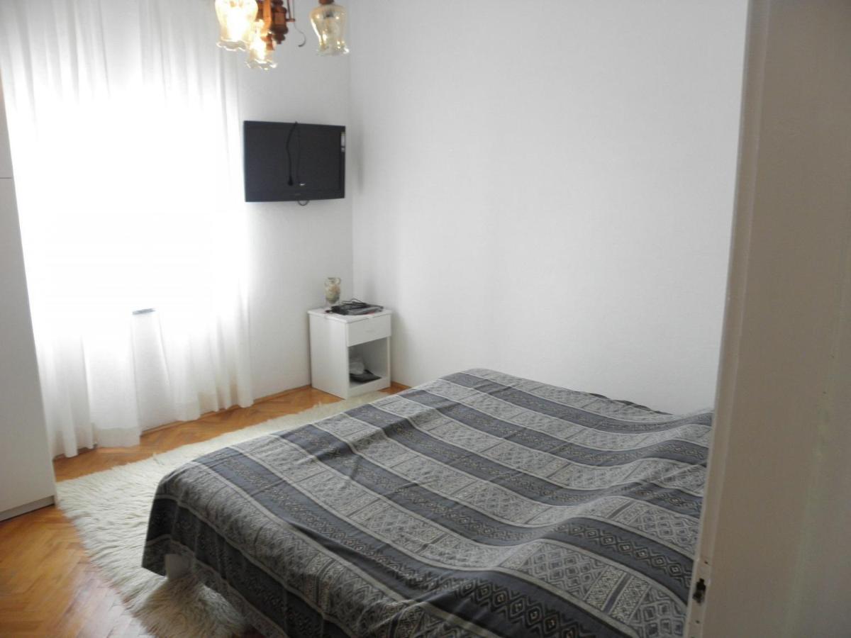 Apartments Neda - 5 M From Sea Lukovo Sugarje Exterior photo