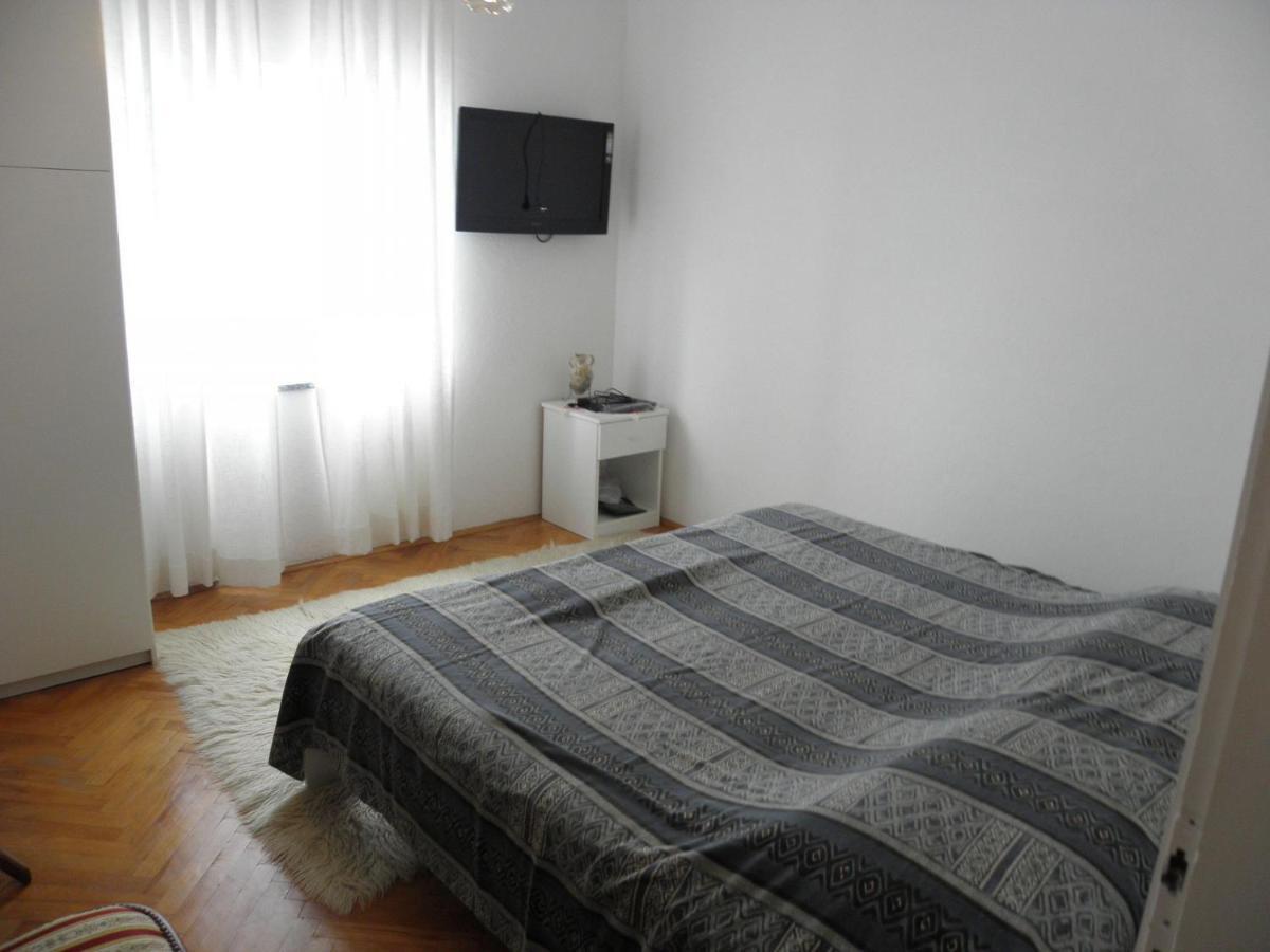 Apartments Neda - 5 M From Sea Lukovo Sugarje Exterior photo